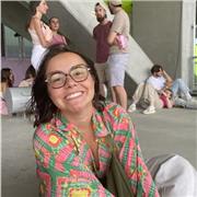 Prof de français spécialisée en droit privé fondamental